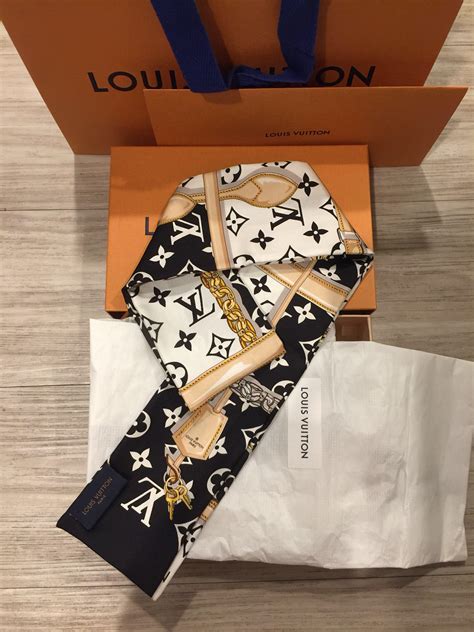 louis Vuitton Monogram confidential